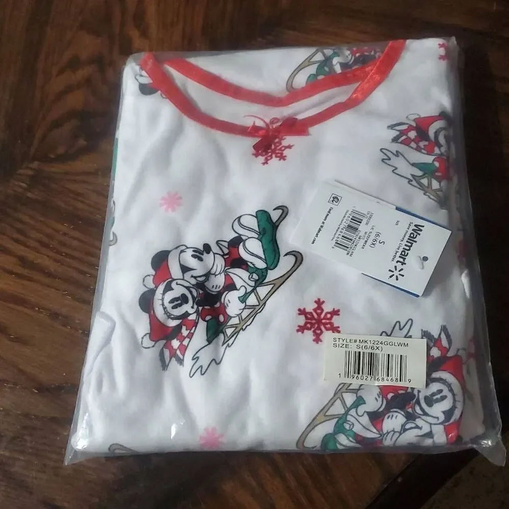 NWT MICKEY MOUSE CHRISTMAS GIRLS NIGHTGOWN - Picture 4 of 5